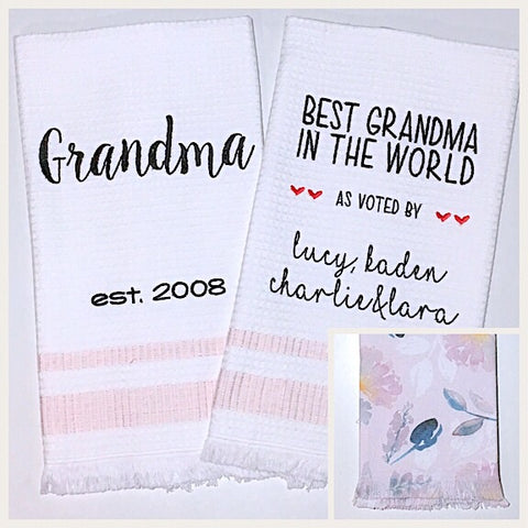 Grandma 2-pack of Tea Towels in Pale Pink Floral